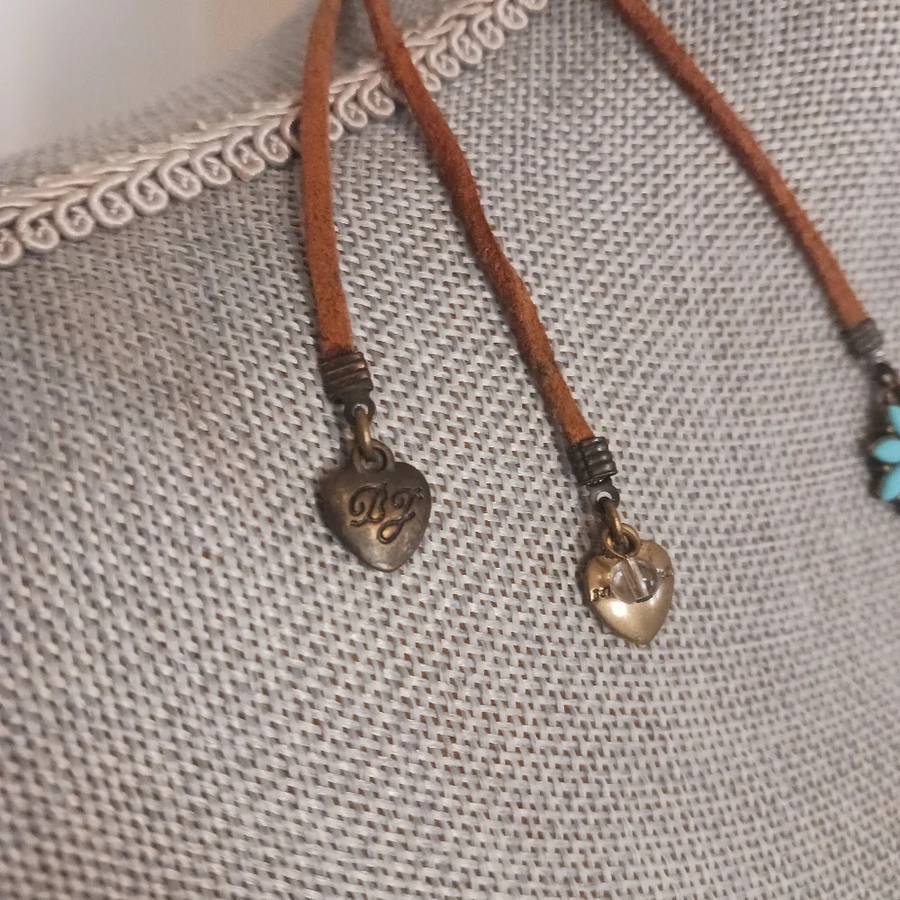 Leather String Rhinestone Necklace - Picture 11 of 11